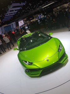 lamburgini-huracan-spyder-roxanaciuhulescu.com